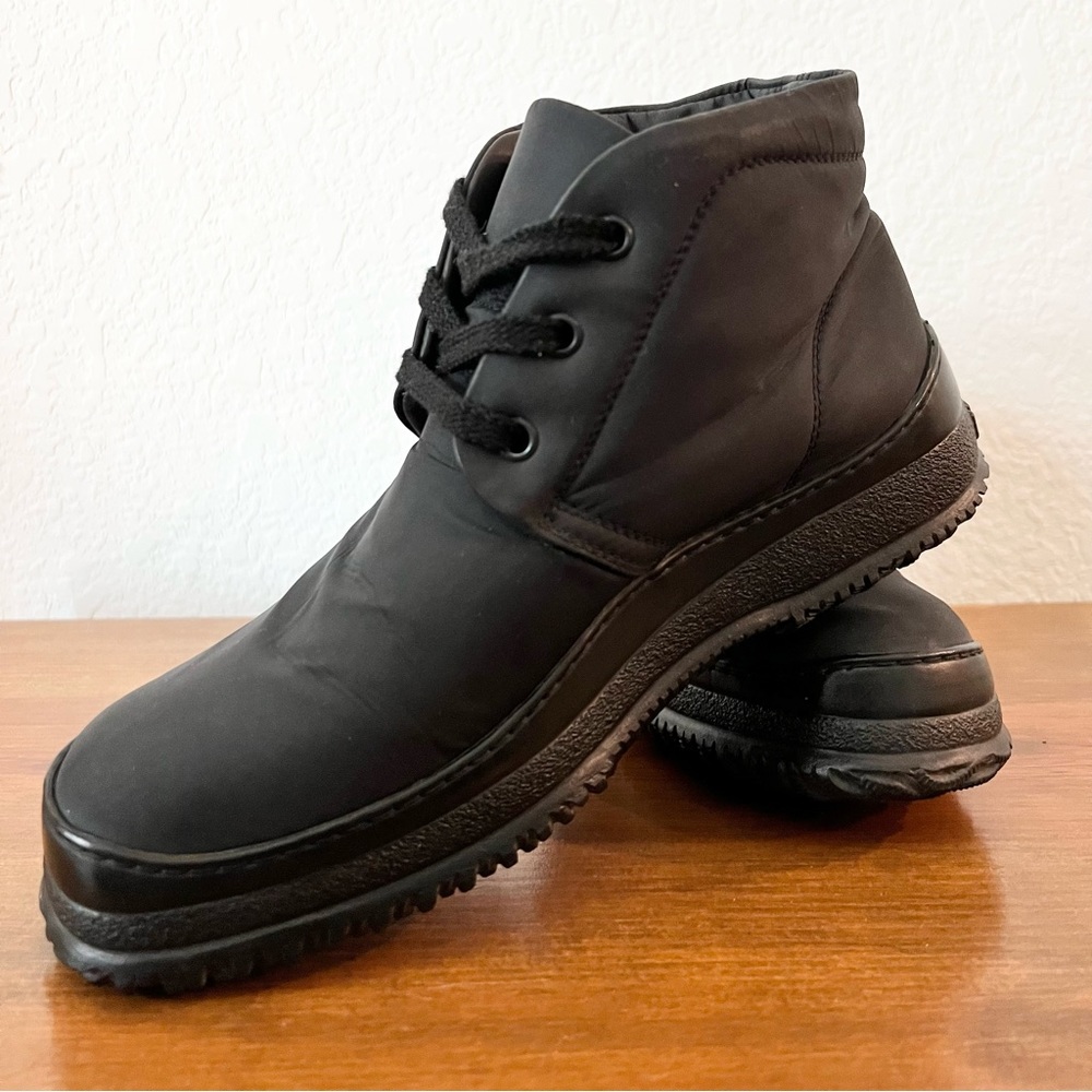 Like new Hogan Ankle Boots